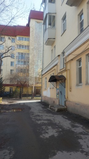 ул. Челюскинцев,70 в Ирбите - irbit.yutvil.ru - фото 1